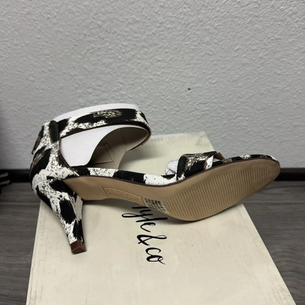 Style & Co Paycee Two-Piece Dress Sandals In Leopard Canv